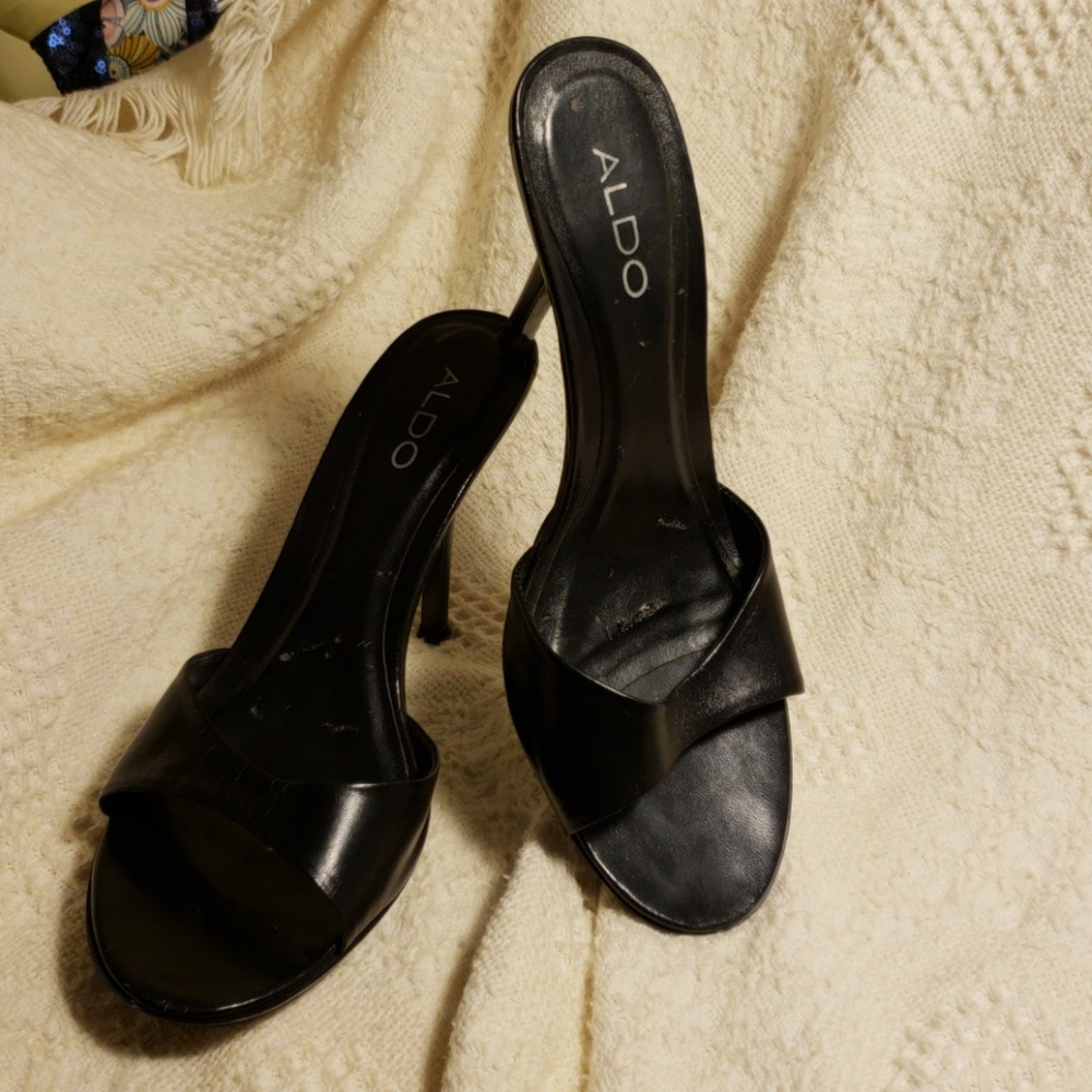 Aldo Black Stiletto Size 39 (9)